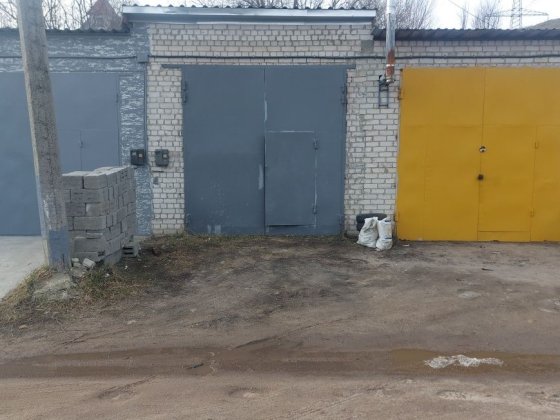 Продам большой гараж под СТО Горбани