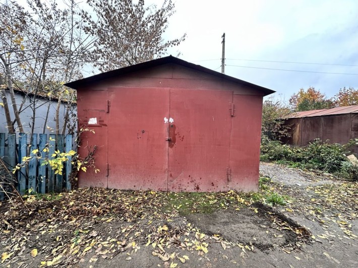 Продам гараж 6х4 м (без місця / під вивіз) - фото 1