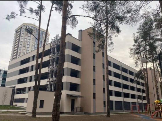 Продаж паркомісця ЖК «Крона Парк» Бровары