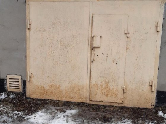продам капитальный гараж в районе Крытого рынка. Запорожье