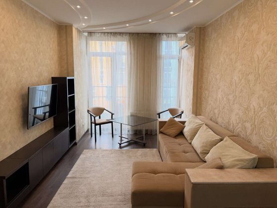 Продаж 2-к квартири вул.  Регенераторна 4 Киев