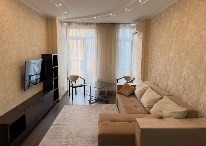 Продаж 2-к квартири вул.  Регенераторна 4 - фото 1