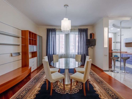 Продаж 4-к квартири вул. Ковпака 17 Киев
