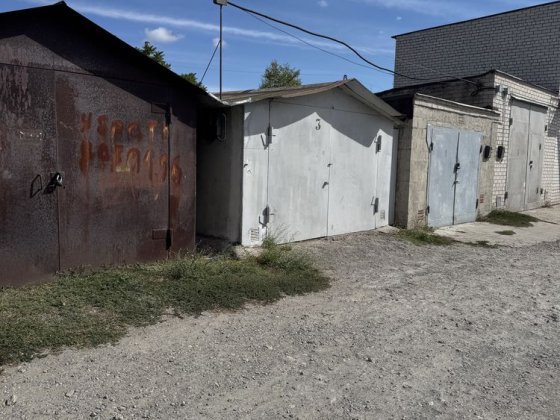 Продам капитальный гараж Запорожье