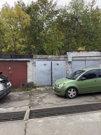 Продається гараж в кооперативі по вул. Єрошенка - фото 1