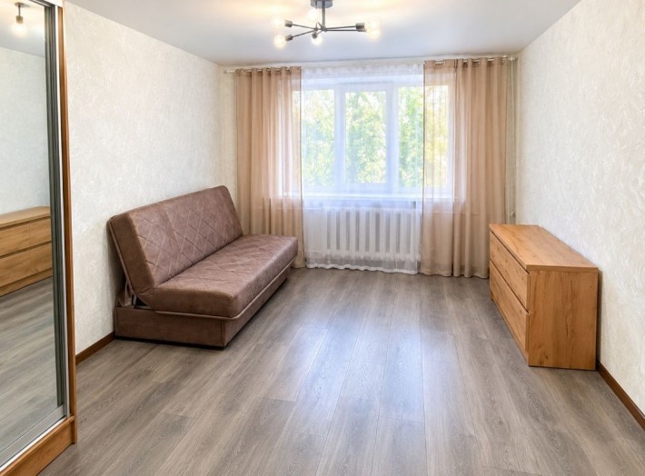 Продається чудова кімната в гуртожитку в капітальному ремонті! - фото 1