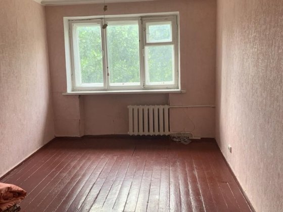 Продається житловий блок в центрі міста Бровари