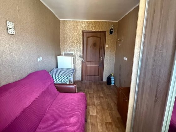 Кімната в гуртожитку.Шевченка 47.Червонмй міст. Гаряча вода.Продаж Чернигов