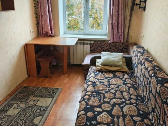 Продам кімнату 12 м², вул. Шевченка, 47, Красний міст Чернигов