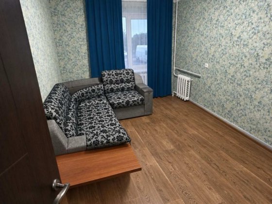 Продаж гарненьких 2кімнат в гуртожитку зі своєю ванною та с/в. Черкаси