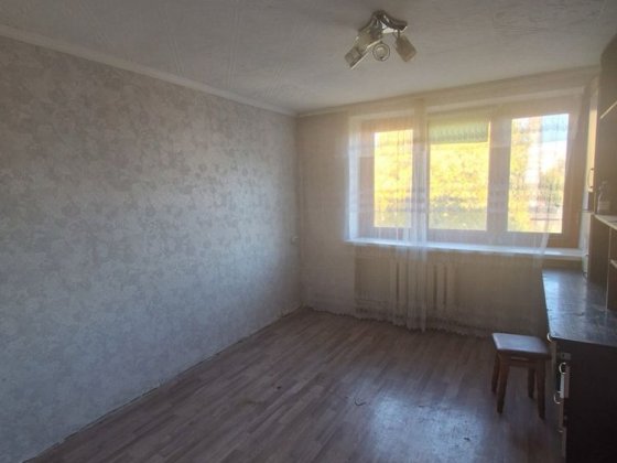 Продаж великої кімнати в гуртожитку біля Глобалу Житомир