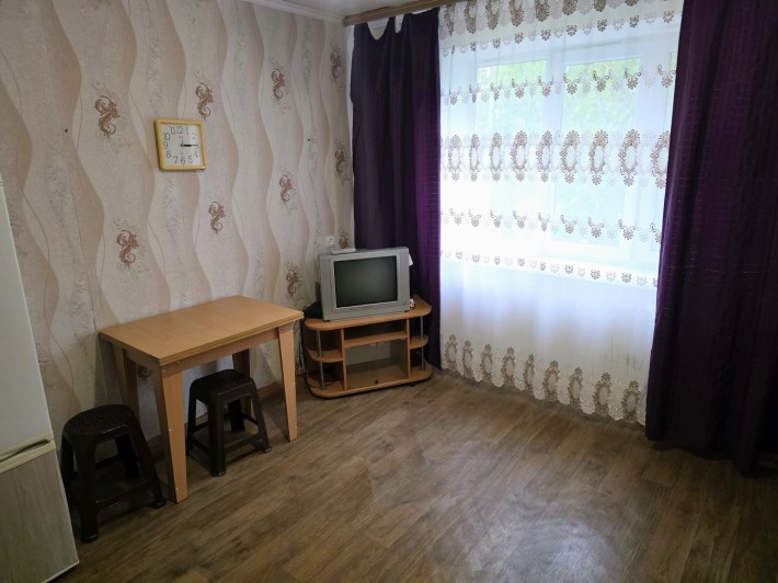 Продаётся ОТ ХОЗЯИНА комната в коммуне на Черёмушках - фото 1