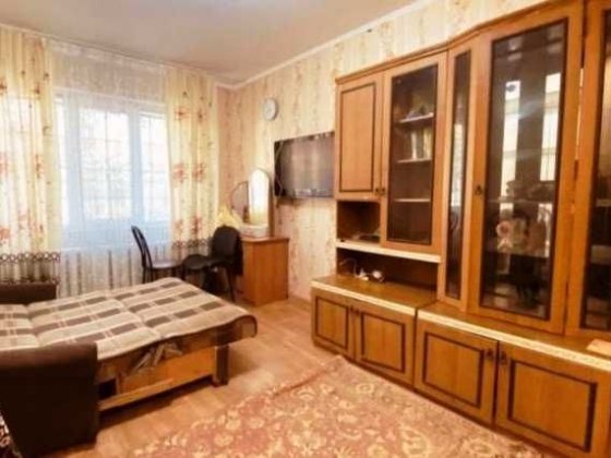 Комната в коммунальной квартире на Академика Королева