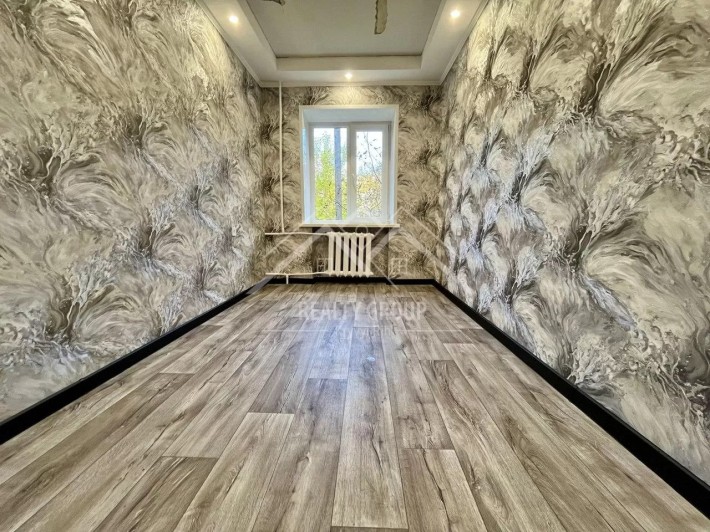 Продаж 3к квартири на Соборності (біля басейну) - фото 1